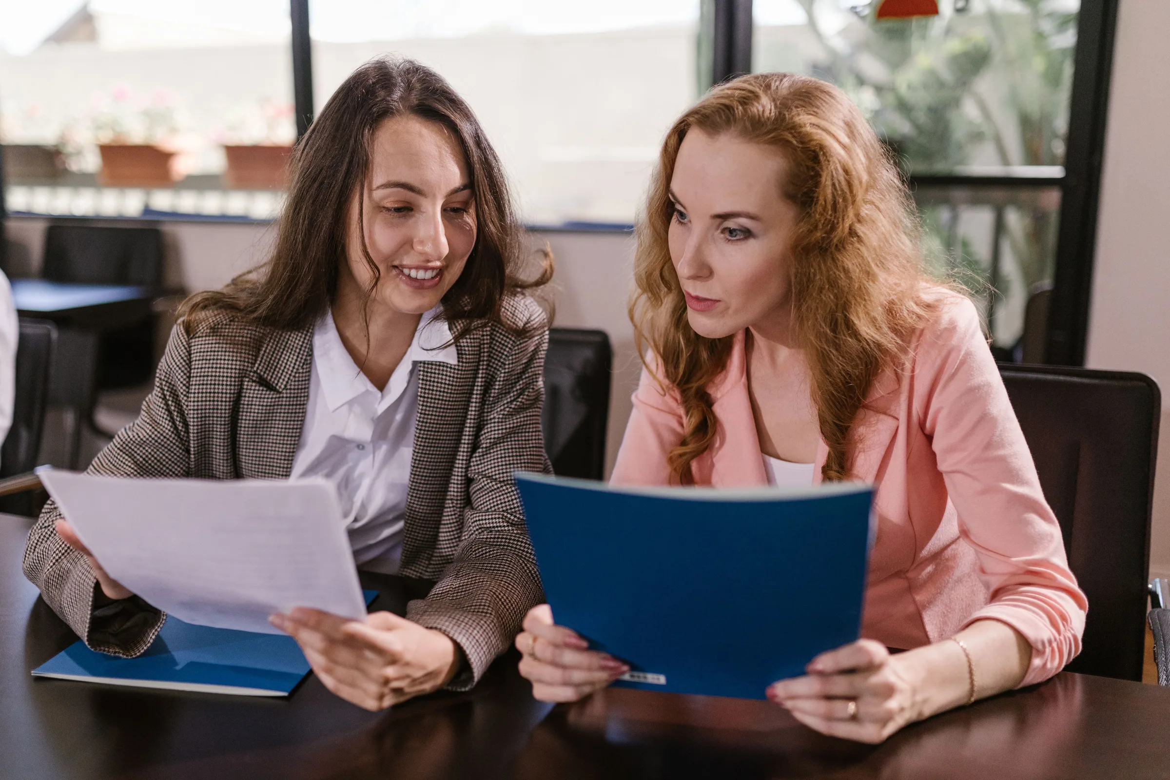 Conveyancer vs Solicitor in Australia: Which Do You Need?