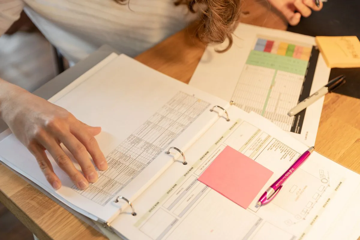 Do You Pay a Mortgage Broker? Fees & Costs